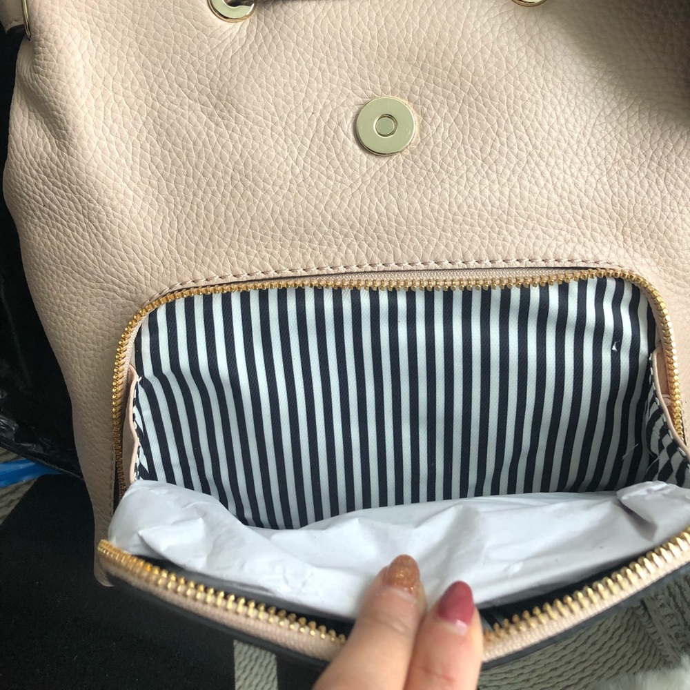 KATE SPADE BACKPACK - Picture 5 of 5